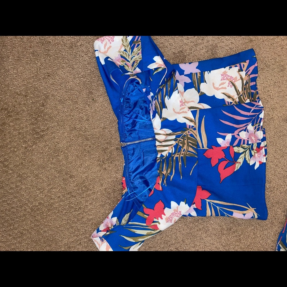 Two piece set - Picture 4 of 5